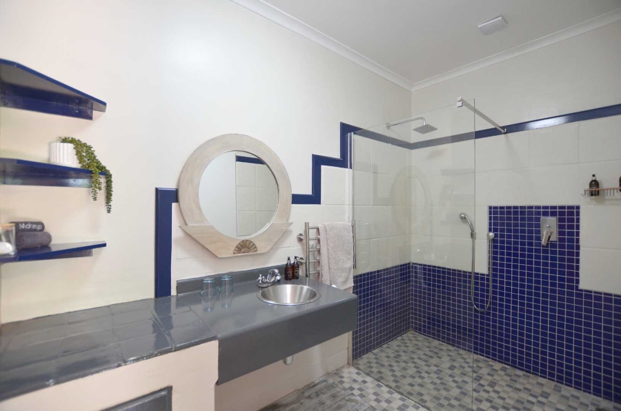 7 Bedroom Property for Sale in Westcliff Western Cape